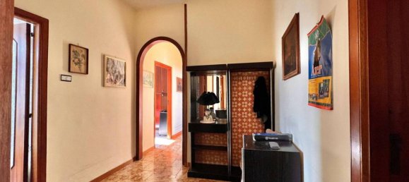 Apartamento de 4 habitaciónes en Pozzuoli, Italy No. 31805 15