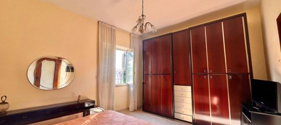 Apartamento de 4 habitaciónes en Pozzuoli, Italy No. 31805 21