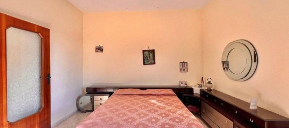 Apartamento de 4 habitaciónes en Pozzuoli, Italy No. 31805 22