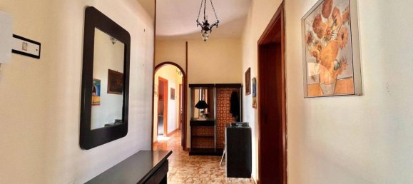 Apartamento de 4 habitaciónes en Pozzuoli, Italy No. 31805 3