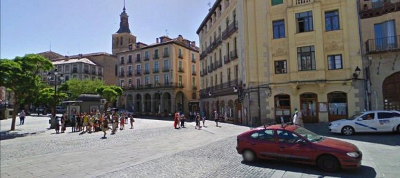 Propiedad comercial en Segovia, Spain 3750 m² No. 108102 2