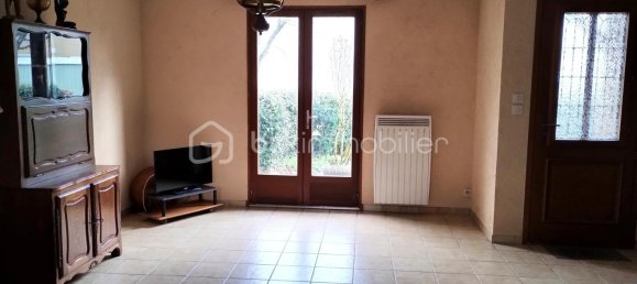 Casa T4 em Nazelles-Negron, France N.º 38682 4