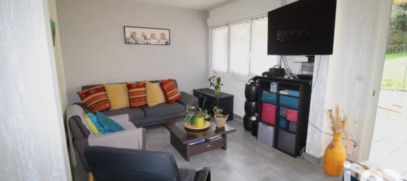 3 bedrooms House in Lanvaudan, France No. 267148 4