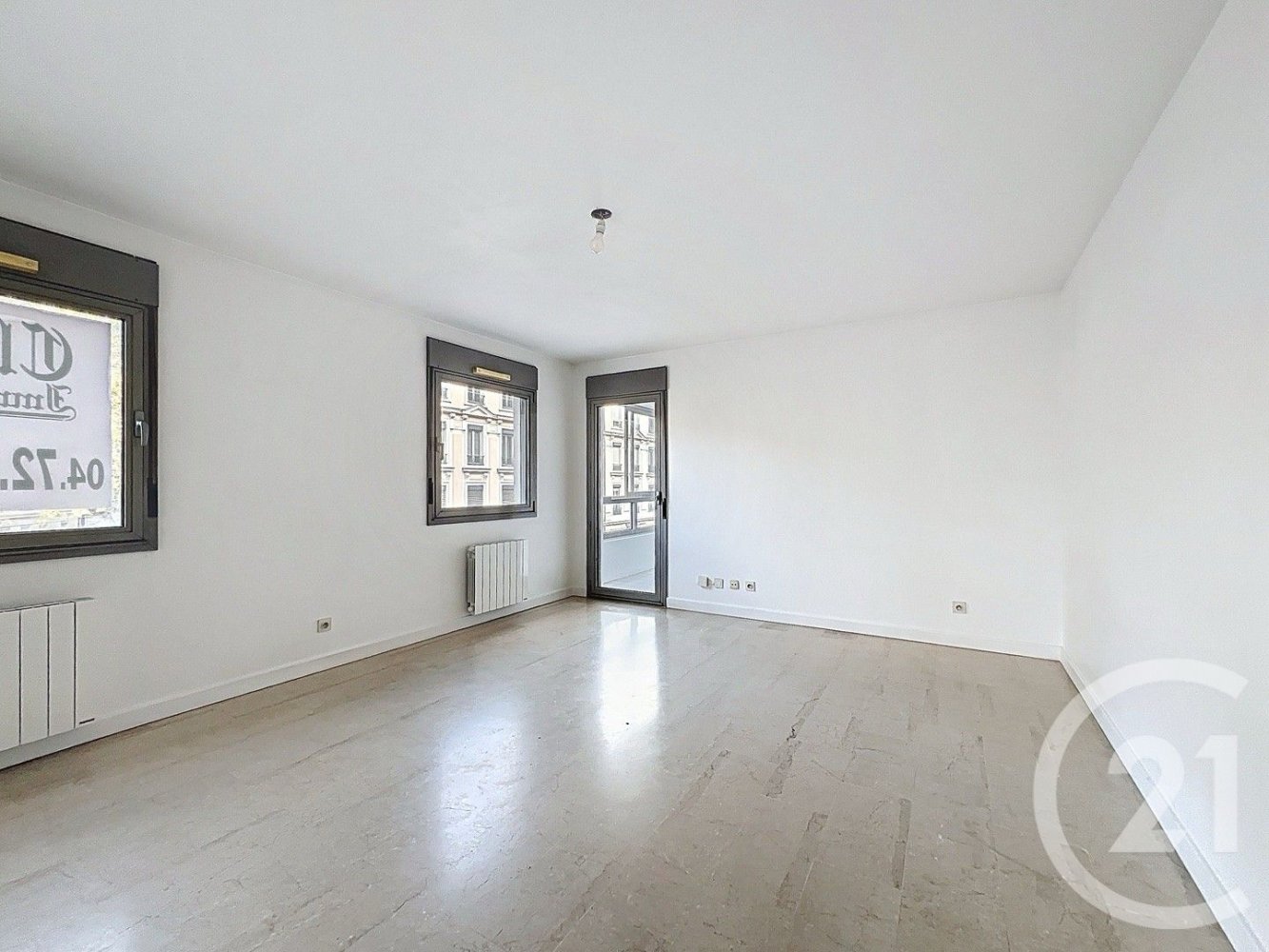 1 bedroom Apartment in Lyon, France No. 319363