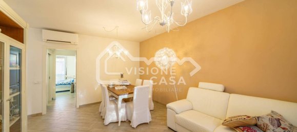 2 bedrooms House in Reggio Emilia, Italy No. 301397 2