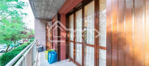 2 bedrooms House in Reggio Emilia, Italy No. 301397 4