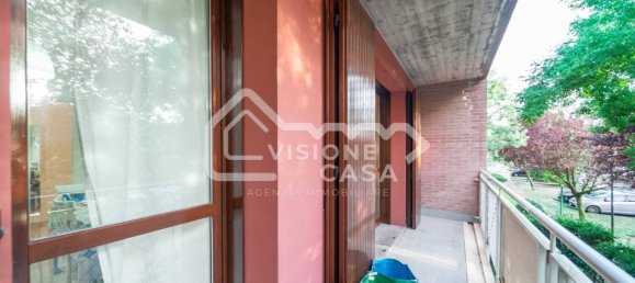 2 bedrooms House in Reggio Emilia, Italy No. 301397 5