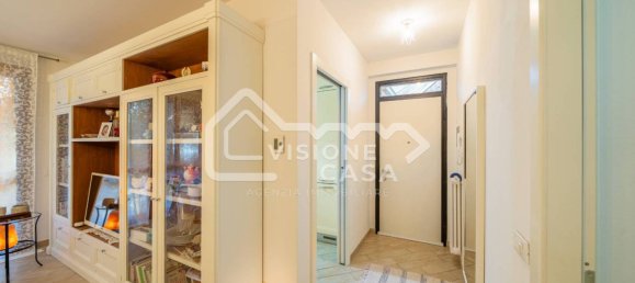 2 bedrooms House in Reggio Emilia, Italy No. 301397 3