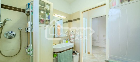 2 bedrooms House in Reggio Emilia, Italy No. 301397 12