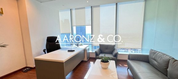 74m² Office in Business Bay, UAE No. 114082 8