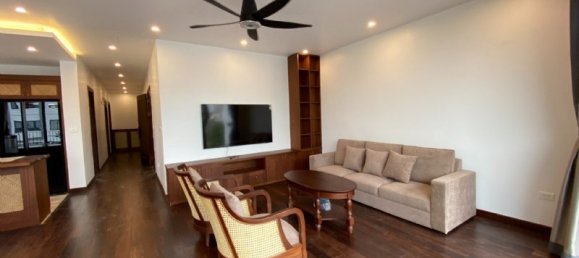 5 Schlafzimmer Villa in Tay Ho, Vietnam, Nr. 1356 2