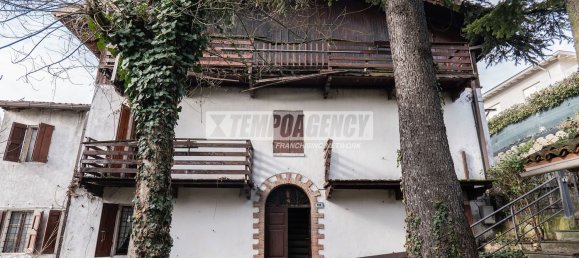 4 rooms Duplex in Prignano sulla Secchia, Italy No. 89109 26