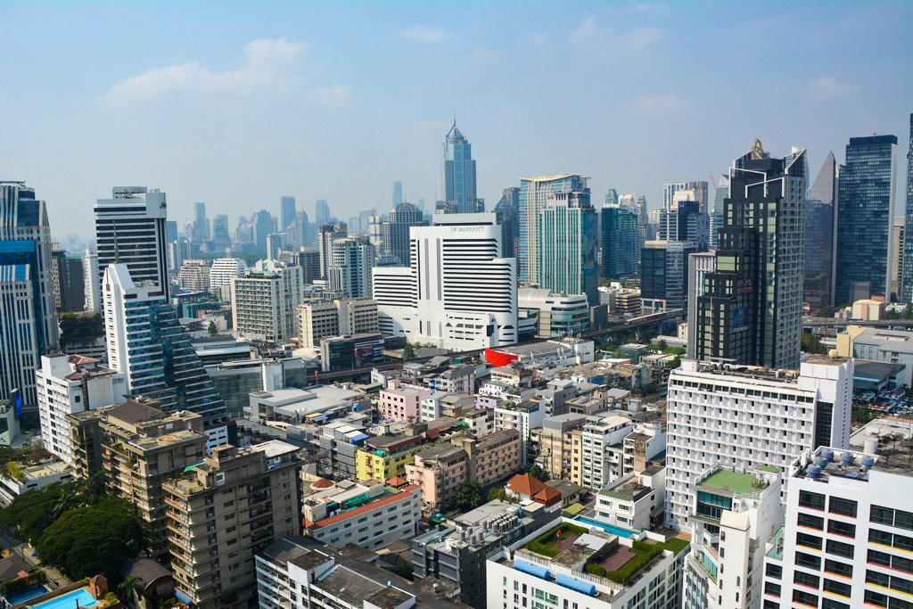 4 bedrooms Condo in Bangkok, Thailand No. 6825