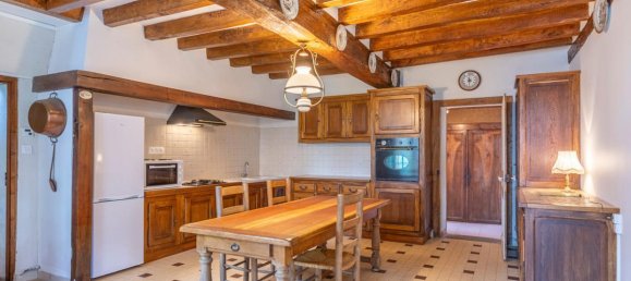 4 chambres Maison à Gièvres, France No. 59084 3