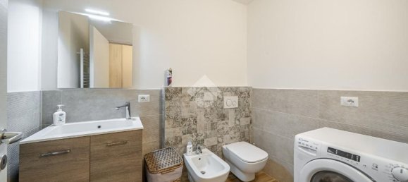 5 rooms Apartment in Roveré Veronese, Italy No. 300907 25