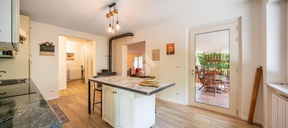 5 rooms Apartment in Roveré Veronese, Italy No. 300907 5