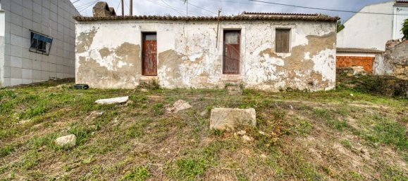 2 bedrooms House in Lisbon, Portugal No. 49851 5