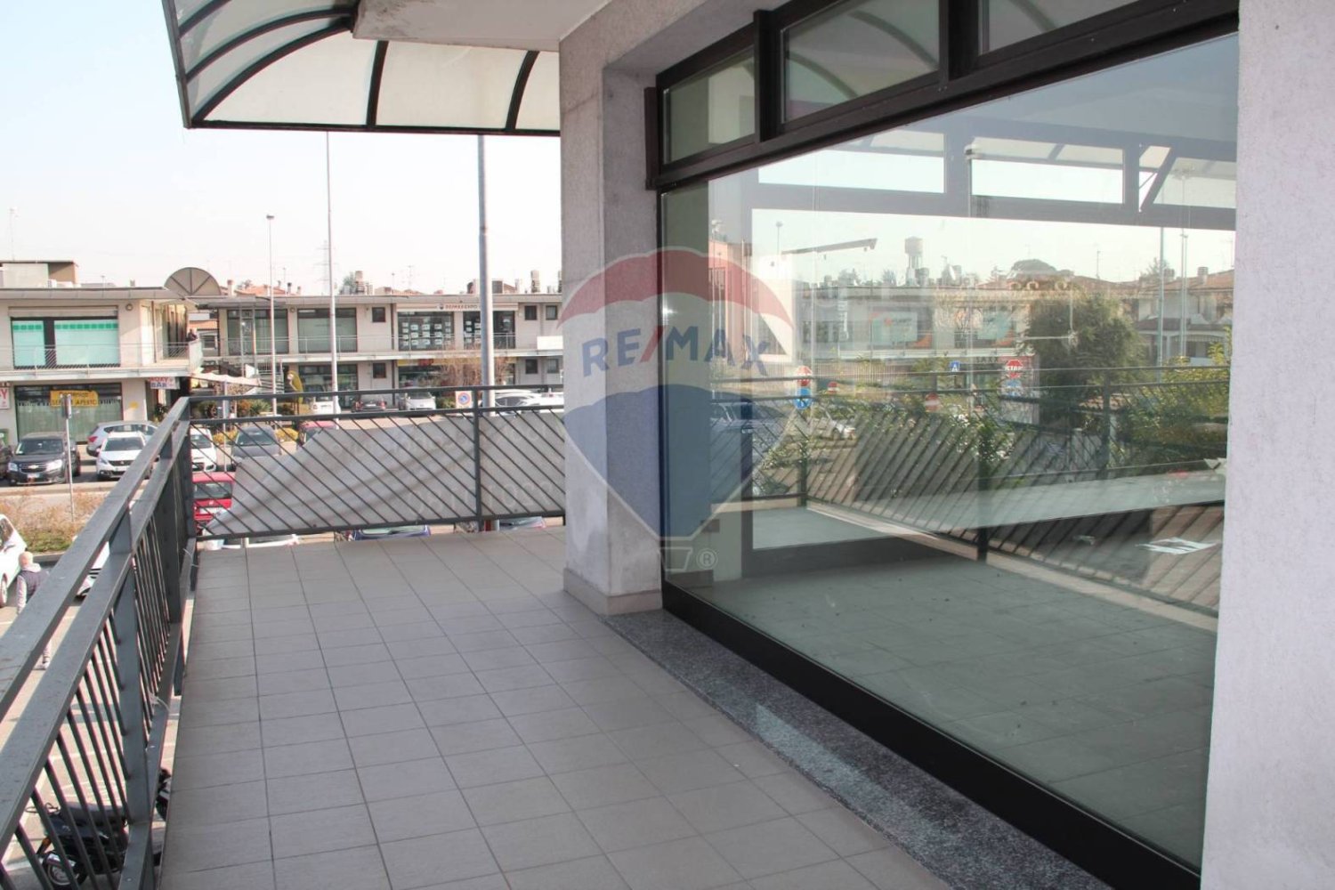 1-Zimmer Gewerbliche Immobilie in Trezzano Rosa, Italy, Nr. 85397