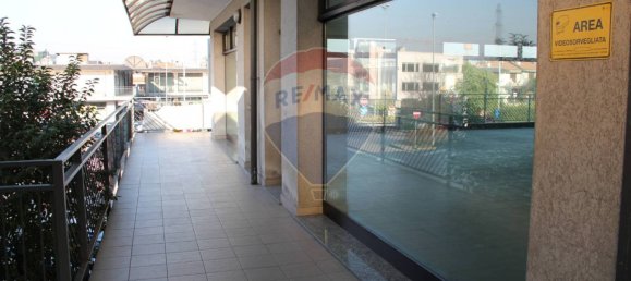 1-Zimmer Gewerbliche Immobilie in Trezzano Rosa, Italy, Nr. 85397 9