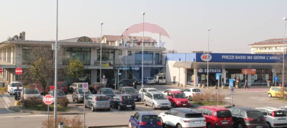 1-Zimmer Gewerbliche Immobilie in Trezzano Rosa, Italy, Nr. 85397 6