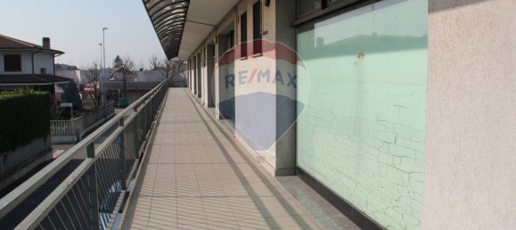 1-Zimmer Gewerbliche Immobilie in Trezzano Rosa, Italy, Nr. 85397 2