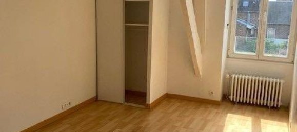 3 chambres Appartement à Saint-Quentin, France No. 92484 8