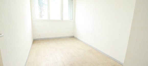 3 bedrooms Apartment in Tours, France No. 52432 7