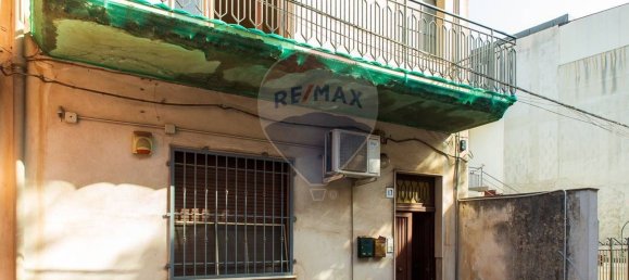 4 bedrooms Apartment in Valverde, Italy No. 324560 3