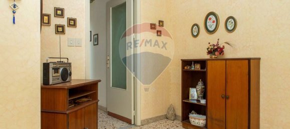 4 bedrooms Apartment in Valverde, Italy No. 324560 10