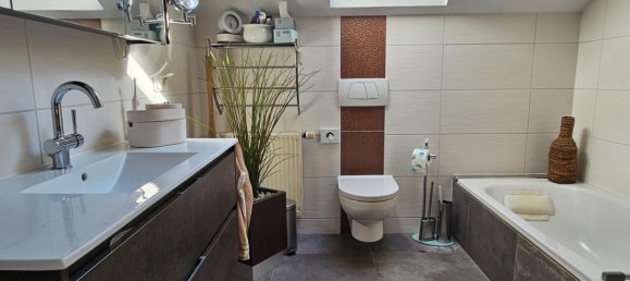 Таунхаус с 4 комнатами в Браунау ам Инн, Австрия № 230686 11