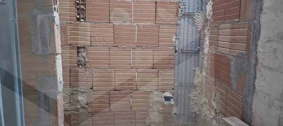 Квартира с 4 комнатами в Бари, Италия № 29154 10