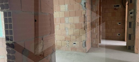 Квартира с 4 комнатами в Бари, Италия № 29154 18