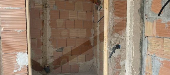 Квартира с 4 комнатами в Бари, Италия № 29154 17