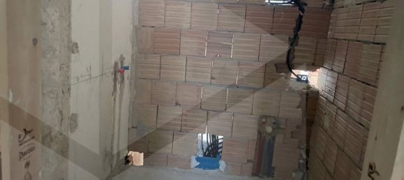 Квартира с 4 комнатами в Бари, Италия № 29154 15