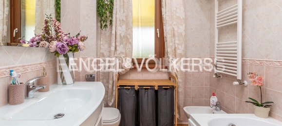 Квартира с 2 спальнями в Рим, Италия № 127823 8