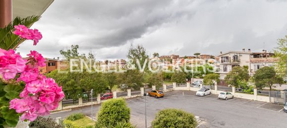 Квартира с 2 спальнями в Рим, Италия № 127823 15