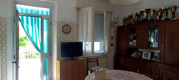 Дом с 5 комнатами в Поджо Берни, Италия № 162263 8