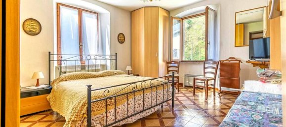 Apartamento de 3 divisões em San Giovanni Bianco, Italy N.º 23886 11