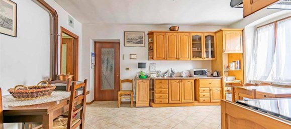 Apartamento de 3 divisões em San Giovanni Bianco, Italy N.º 23886 8