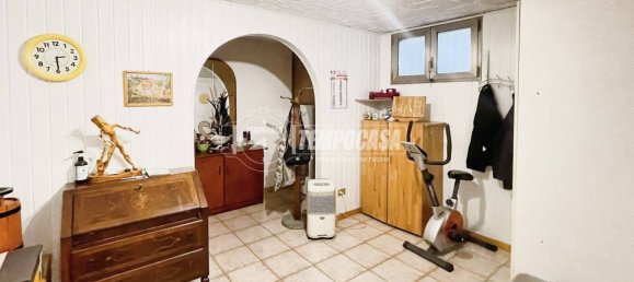 3 bedrooms House in Paullo, Italy No. 77588 64