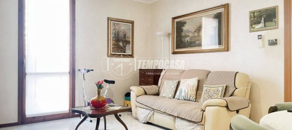 3 bedrooms House in Paullo, Italy No. 77588 30