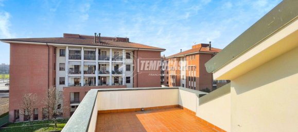 3 bedrooms House in Paullo, Italy No. 77588 70