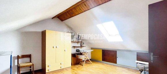 3 bedrooms House in Paullo, Italy No. 77588 56