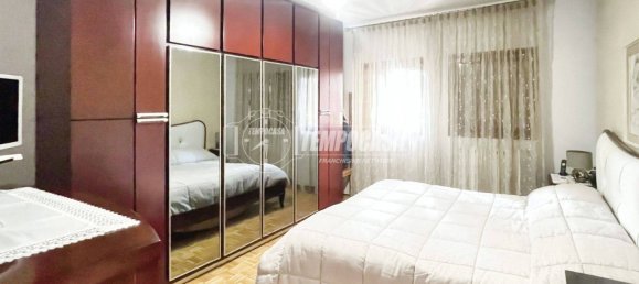 3 bedrooms House in Paullo, Italy No. 77588 55