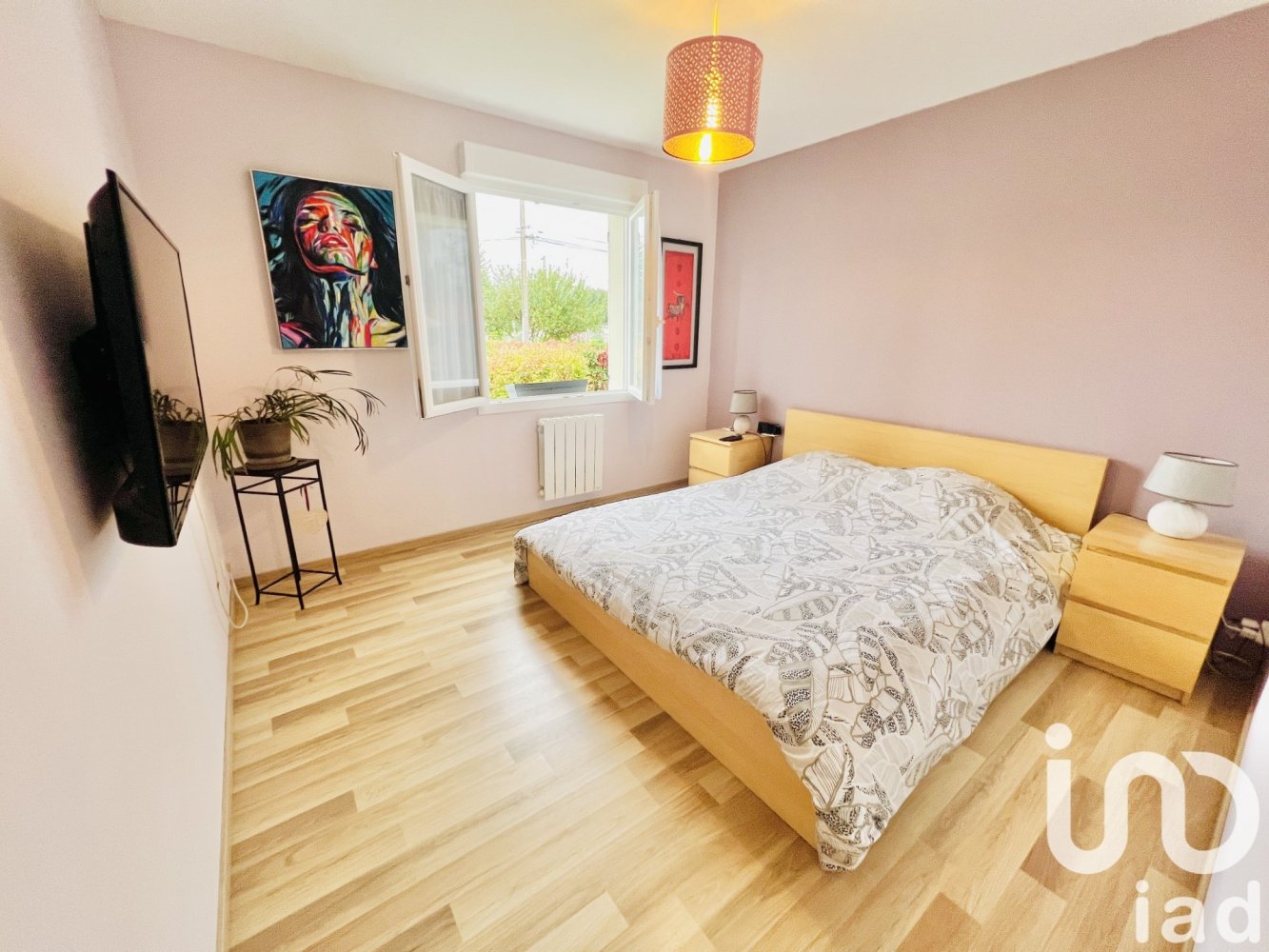 Casa de 4 dormitorios en Boran-sur-Oise, France No. 248698