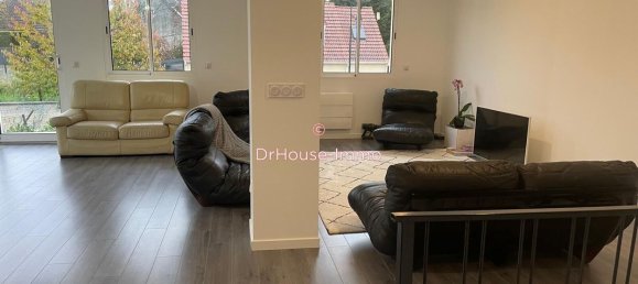 4 bedrooms House in Monthyon, France No. 151173 4