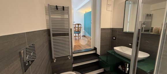 Apartamento de 2 habitaciónes en Genoa, Italy No. 381038 26