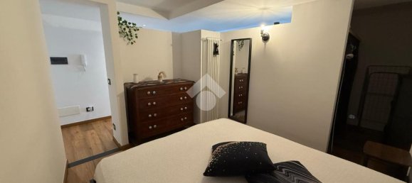 Apartamento de 2 habitaciónes en Genoa, Italy No. 381038 19