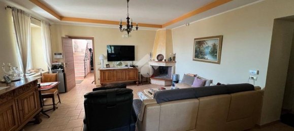 2 Schlafzimmer Haus in Sant'Andrea del Garigliano, Italy, Nr. 310484 11