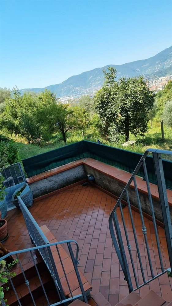 4 rooms House in La Spezia, Italy No. 66556